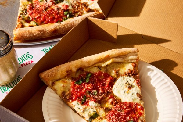 traditas-pizza-photo-1